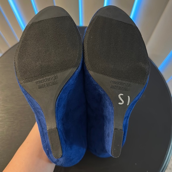 Madden Girl Blue Suede Wedges - Picture 6 of 6
